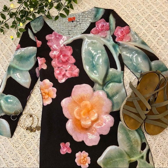 Animapop | Reversible Bodycon Dress - Picture 2 of 8